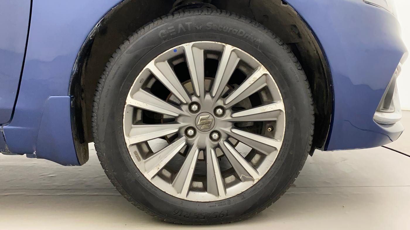 2018 Maruti Ciaz ALPHA  AT 1.5 SHVS PETROL, Petrol, Automatic, 60,904 km, Right Front Wheel