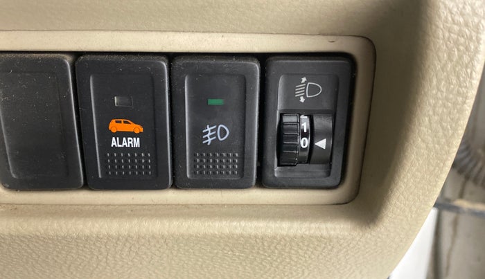 2013 Maruti Swift Dzire VXI, Petrol, Manual, 57,434 km, Dashboard - Headlight height adjustment not working