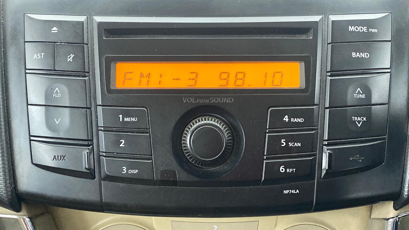 2013 Maruti Swift Dzire VXI, Petrol, Manual, 57,434 km, Infotainment System