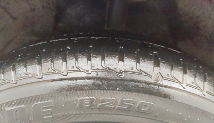 2015 Tata Zest XT PETROL, Petrol, Manual, 63,543 km, Left Front Tyre Tread