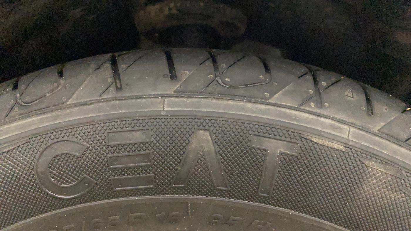 2016 Ford Ecosport TITANIUM 1.5L PETROL AT, Petrol, Automatic, 83,535 km, Right Front Tyre Tread