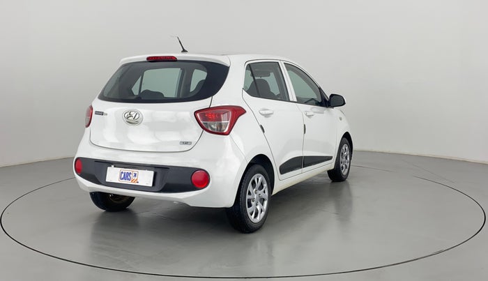 2017 Hyundai Grand i10 MAGNA 1.2 KAPPA VTVT, Petrol, Manual, 13,914 km, Right Back Diagonal