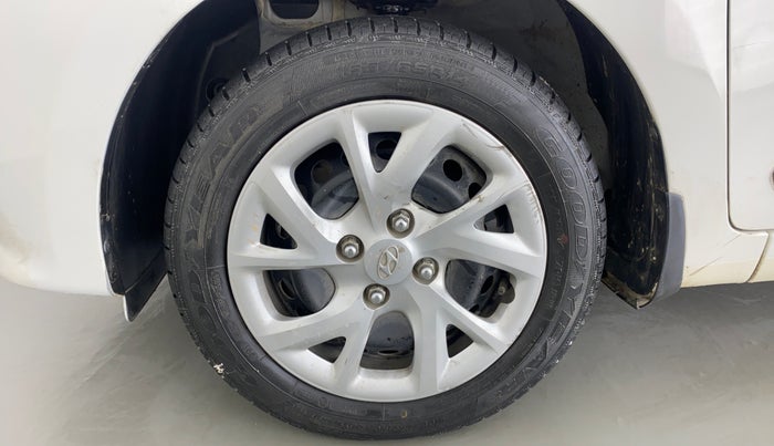 2017 Hyundai Grand i10 MAGNA 1.2 KAPPA VTVT, Petrol, Manual, 13,914 km, Left Front Wheel