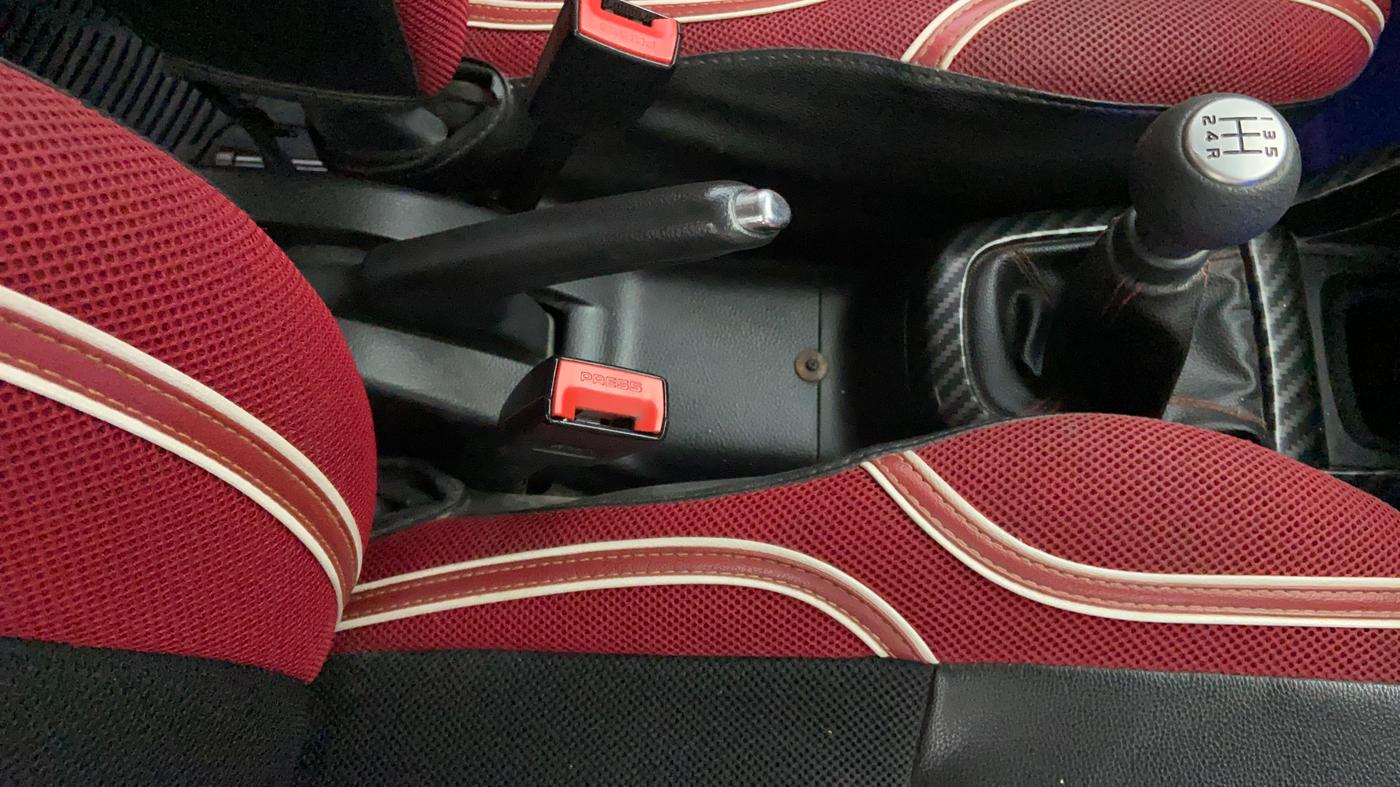 2016 Maruti Swift VXI, Petrol, Manual, 95,377 km, Gear Lever