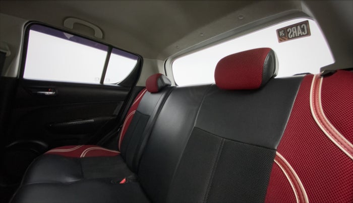 2016 Maruti Swift VXI, Petrol, Manual, 95,377 km, Right Side Rear Door Cabin