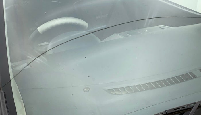 2010 Maruti Wagon R 1.0 LXI, Petrol, Manual, 80,982 km, Front windshield - Minor spot on windshield