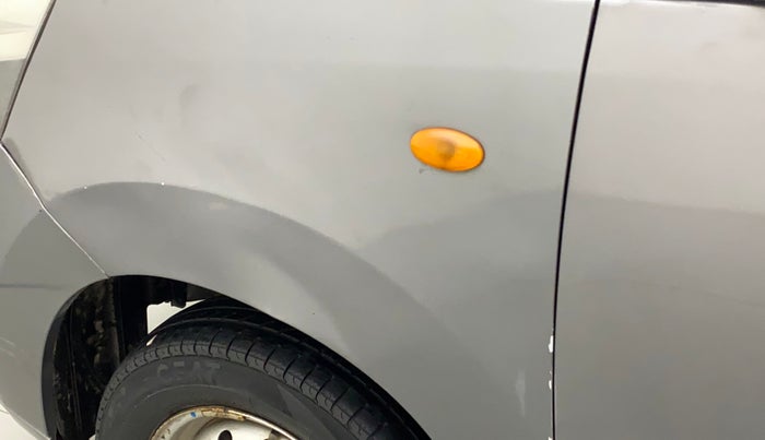 2010 Maruti Wagon R 1.0 LXI, Petrol, Manual, 80,982 km, Left fender - Minor scratches