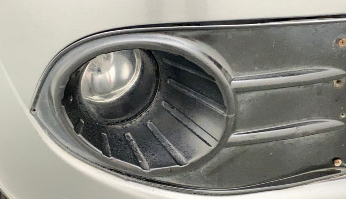 2010 Maruti Wagon R 1.0 LXI, Petrol, Manual, 80,982 km, Right fog light - Not working