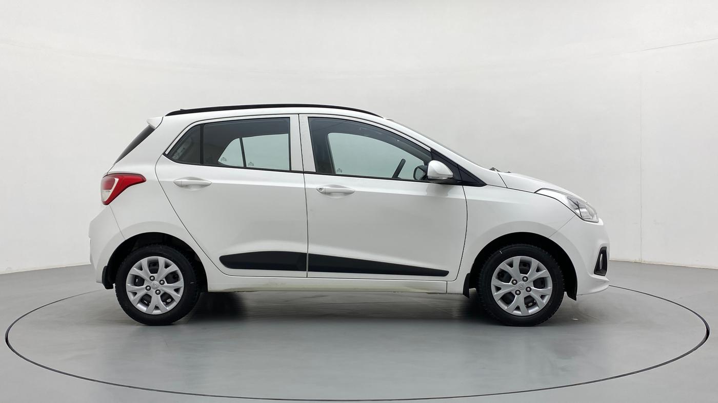 2016 Hyundai Grand i10 SPORTZ 1.2 KAPPA VTVT, Petrol, Manual, 29,227 km, Right Side