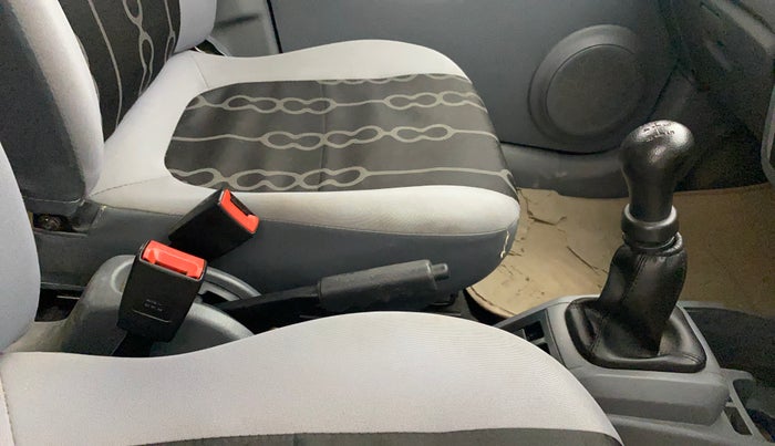 2014 Maruti Alto 800 VXI, Petrol, Manual, 1,23,537 km, Gear Lever