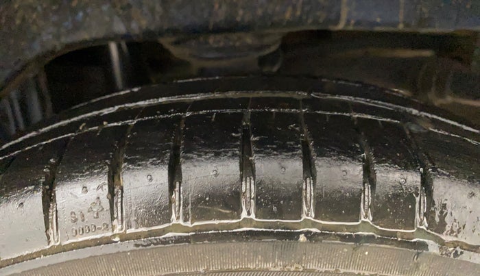 2014 Maruti Alto 800 VXI, Petrol, Manual, 1,23,537 km, Left Rear Tyre Tread