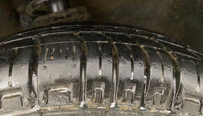 2014 Maruti Alto 800 VXI, Petrol, Manual, 1,23,537 km, Right Front Tyre Tread