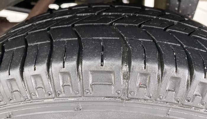 2019 Maruti Eeco 5 STR WITH AC PLUSHTR, Petrol, Manual, 12,584 km, Left Rear Tyre Tread