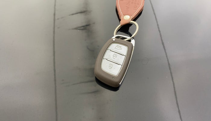 2022 Hyundai Creta S PLUS KNIGHT 1.5 PETROL, Petrol, Manual, 29,900 km, Key Close Up