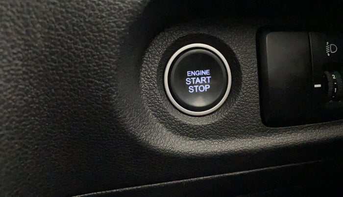 2022 Hyundai Creta S PLUS KNIGHT 1.5 PETROL, Petrol, Manual, 29,900 km, Keyless Start/ Stop Button