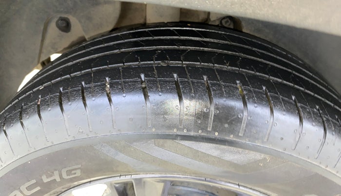 2022 Hyundai Creta S PLUS KNIGHT 1.5 PETROL, Petrol, Manual, 29,900 km, Right Rear Tyre Tread