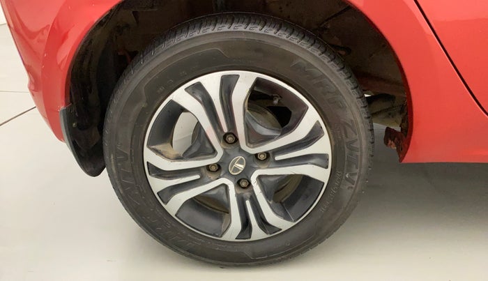 2019 Tata Tiago XZA PETROL, Petrol, Automatic, 32,283 km, Right Rear Wheel