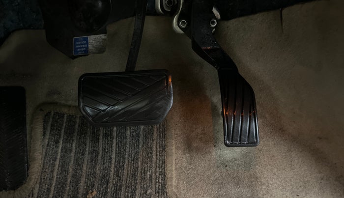 2019 Maruti Ciaz ALPHA  AT 1.5 SHVS PETROL, Petrol, Automatic, 55,158 km, Pedals