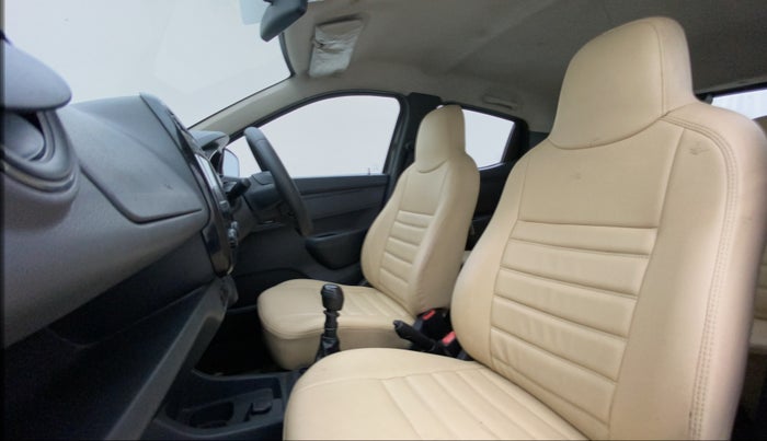 2016 Renault Kwid RXT 1.0, Petrol, Manual, 43,066 km, Right Side Front Door Cabin