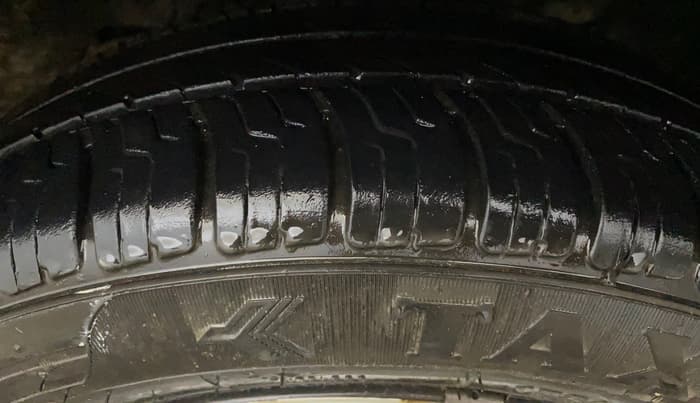 2022 Tata Tiago XT CNG, CNG, Manual, 84,710 km, Left Front Tyre Tread