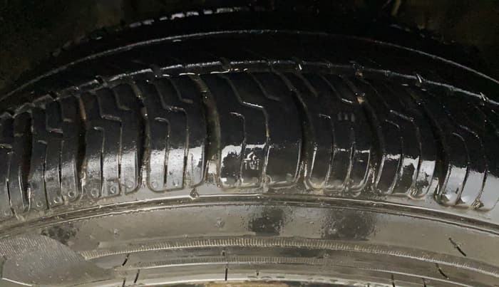 2022 Tata Tiago XT CNG, CNG, Manual, 84,710 km, Right Front Tyre Tread
