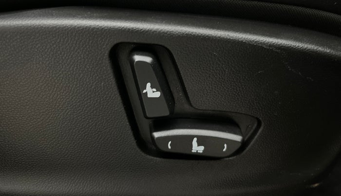 2019 MG HECTOR SMART 1.5 DCT PETROL, Petrol, Automatic, 47,968 km, Driver Side Adjustment Panel