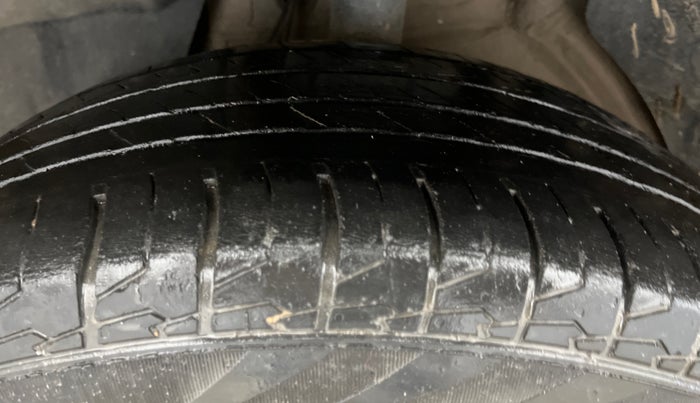 2019 MG HECTOR SMART 1.5 DCT PETROL, Petrol, Automatic, 47,968 km, Left Front Tyre Tread