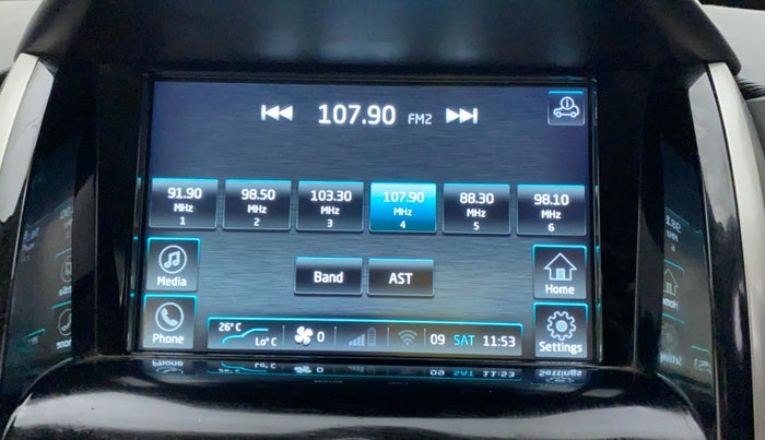 2021 Mahindra XUV500 W7, Diesel, Manual, 52,619 km, Infotainment System