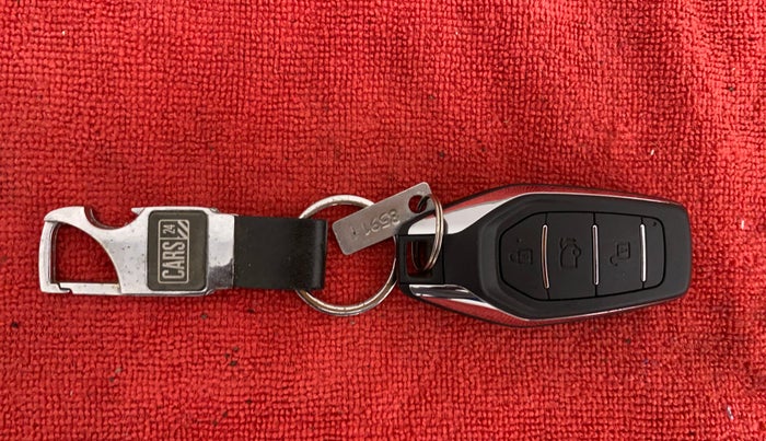 2021 Mahindra XUV500 W7, Diesel, Manual, 52,619 km, Key Close Up