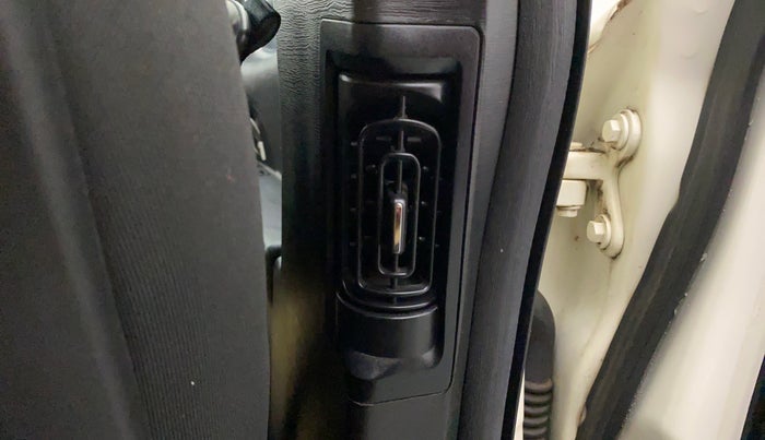 2021 Mahindra XUV500 W7, Diesel, Manual, 52,619 km, Rear AC Vents