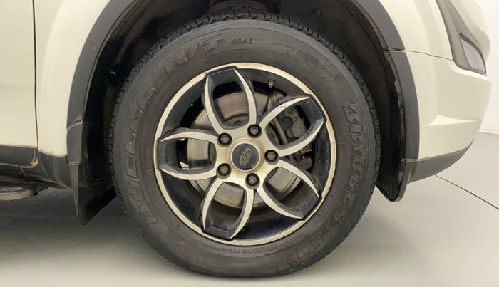 2021 Mahindra XUV500 W7, Diesel, Manual, 52,619 km, Right Front Wheel