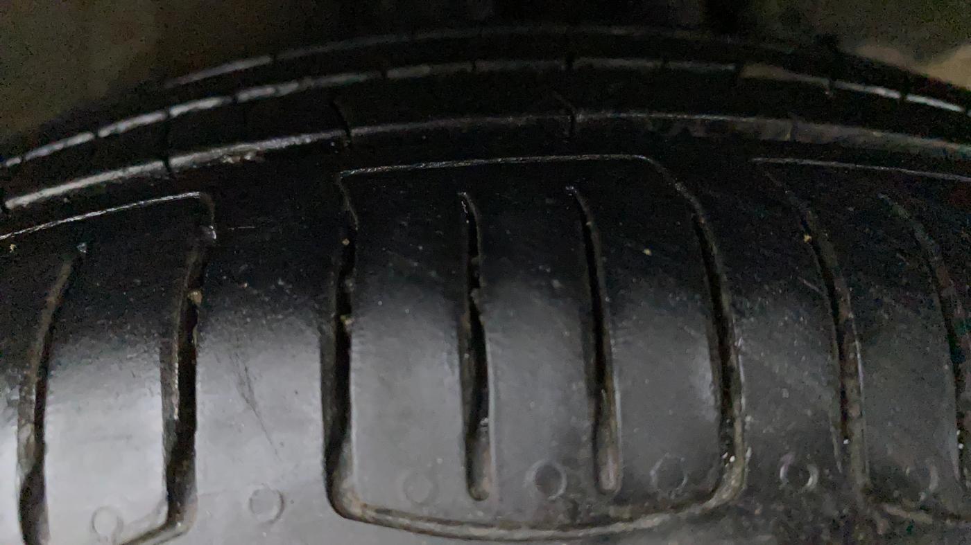 2016 Renault Pulse RXL PETROL, Petrol, Manual, 50,258 km, Left Rear Tyre Tread