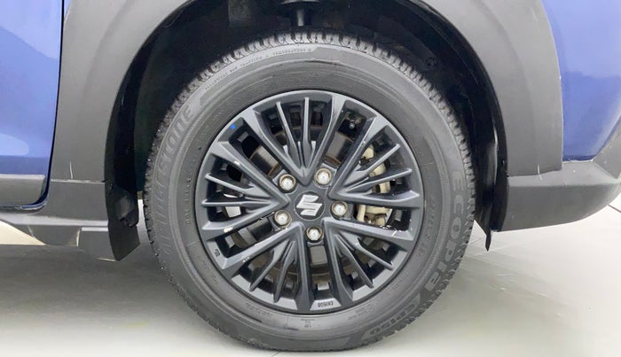 2019 Maruti XL6 ALPHA MT, Petrol, Manual, 29,853 km, Right Front Wheel