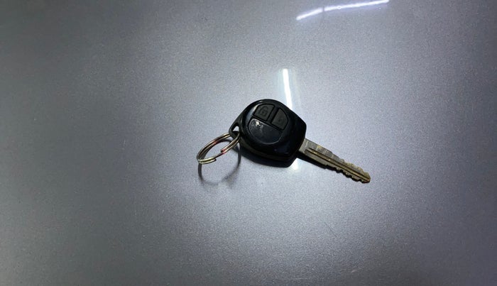 2014 Maruti Swift VDI ABS, Diesel, Manual, 66,950 km, Key Close Up