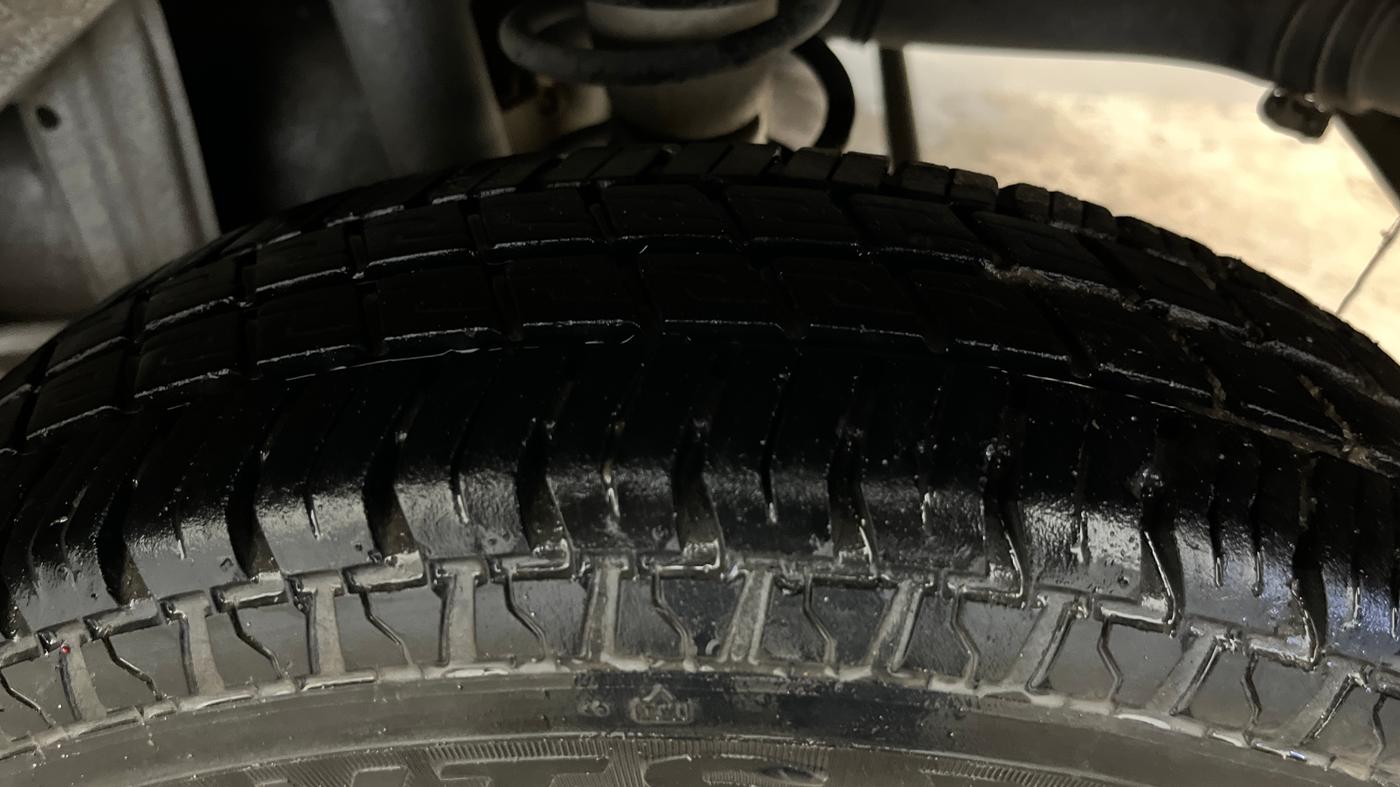 2015 Maruti Alto 800 LXI, Petrol, Manual, 37,236 km, Left Rear Tyre Tread