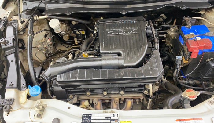 2016 Maruti Swift VXI, CNG, Manual, 85,507 km, Engine View - Right