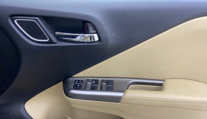 2020 Honda City 1.5L I-VTEC ZX CVT, Petrol, Automatic, 41,595 km, Driver Side Door Panels Control