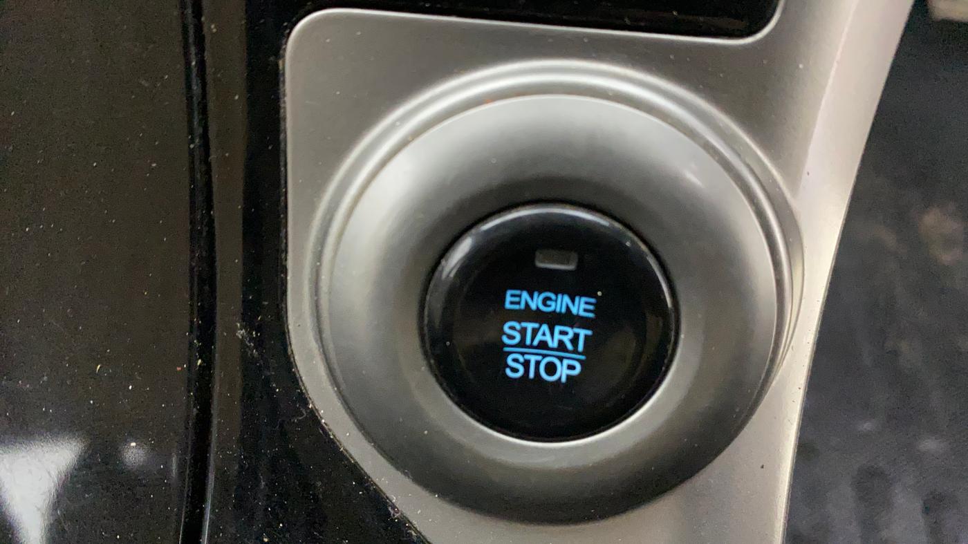 2019 Mahindra XUV500 W11, Diesel, Manual, 1,08,000 km, Keyless Start/ Stop Button
