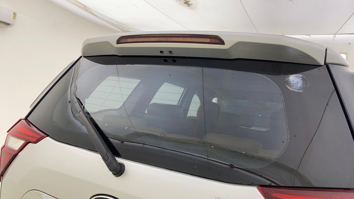 2019 Mahindra XUV500 W11, Diesel, Manual, 1,08,000 km, Rear Wiper