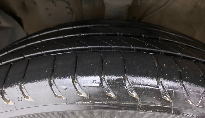 2019 Hyundai Creta 1.6 SX VTVT, Petrol, Manual, 80,066 km, Left Front Tyre Tread