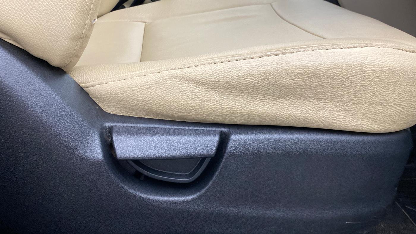 2019 Hyundai NEW SANTRO 1.1 SPORTS AMT, Petrol, Automatic, 13,381 km, Driver Side Adjustment Panel