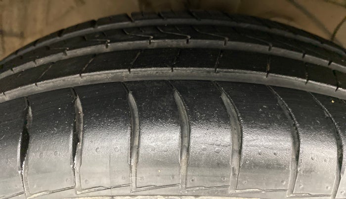 2019 Hyundai NEW SANTRO 1.1 SPORTS AMT, Petrol, Automatic, 13,381 km, Right Front Tyre Tread