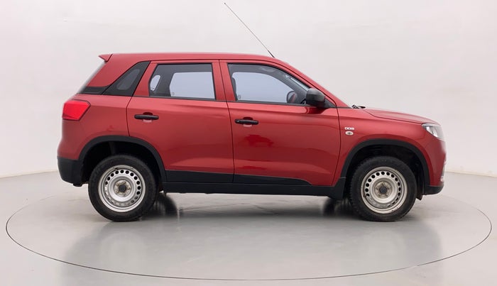 2017 Maruti Vitara Brezza LDI (O), Diesel, Manual, 48,826 km, Right Side View