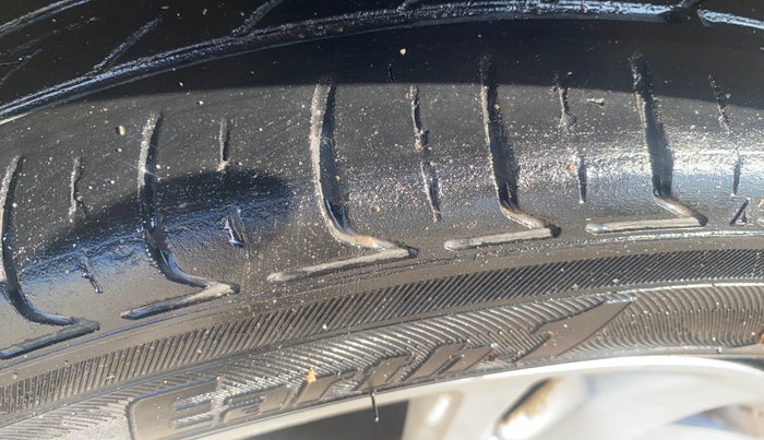 2019 Honda Amaze 1.2L I-VTEC VX, Petrol, Manual, 99,262 km, Right Front Tyre Tread