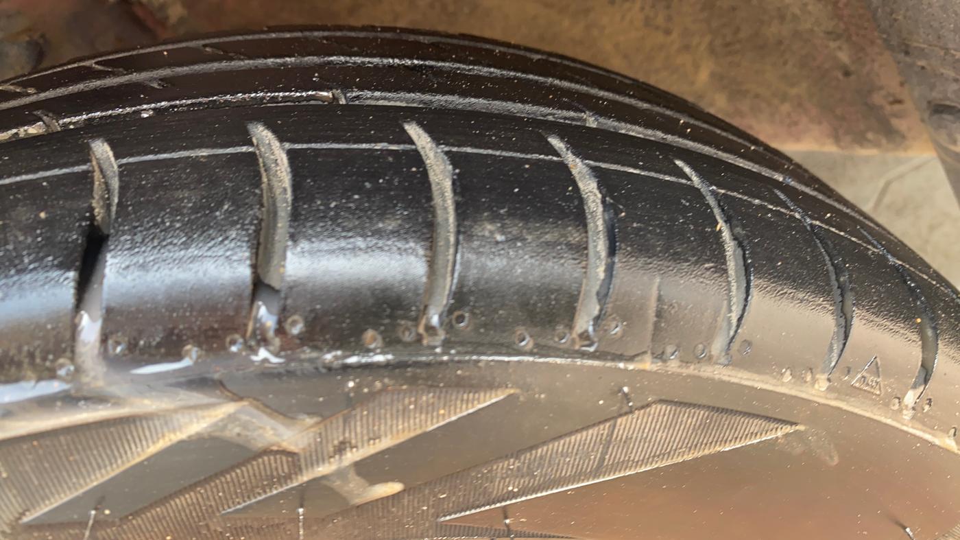 2019 Maruti Alto K10 VXI, Petrol, Manual, 35,115 km, Left Front Tyre Tread