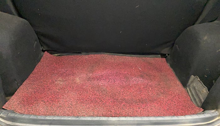 2020 Ford Ecosport AMBIENTE 1.5L DIESEL, Diesel, Manual, 1,38,291 km, Boot Inside