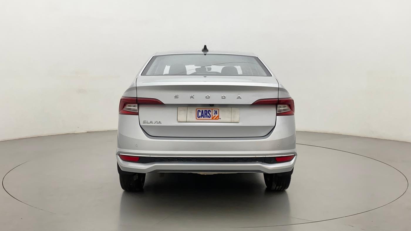 2022 Skoda SLAVIA STYLE 1.0 TSI AT, Petrol, Automatic, 2,986 km, Back/Rear