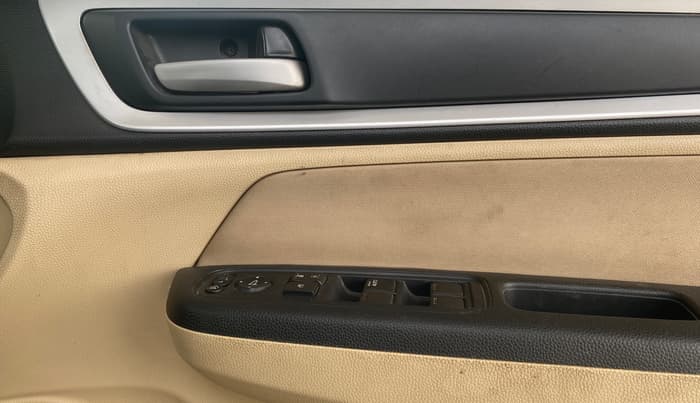 2022 Honda Amaze 1.2L I-VTEC S, Petrol, Manual, 35,120 km, Driver Side Door Panels Control