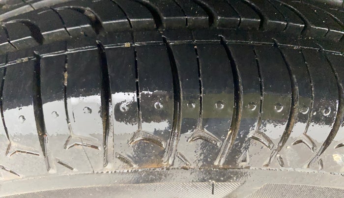 2015 Maruti Alto 800 LXI, Petrol, Manual, 54,666 km, Right Rear Tyre Tread