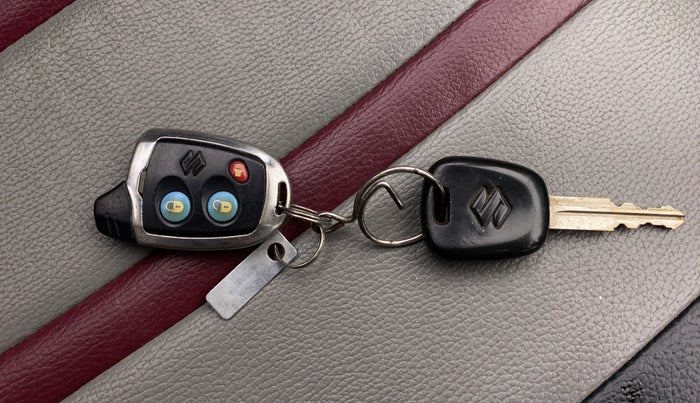 2015 Maruti Alto 800 LXI, Petrol, Manual, 54,666 km, Key Close Up